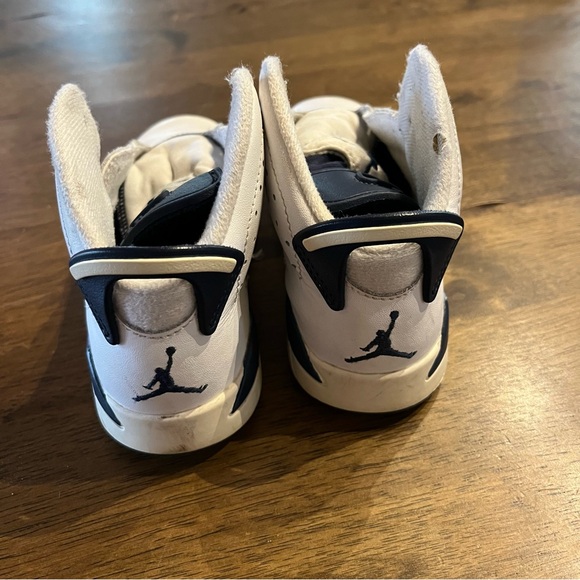 Jordan 6 Retro Midnight Navy (2022) (PS) used condition, missing laces - Picture 2 of 5